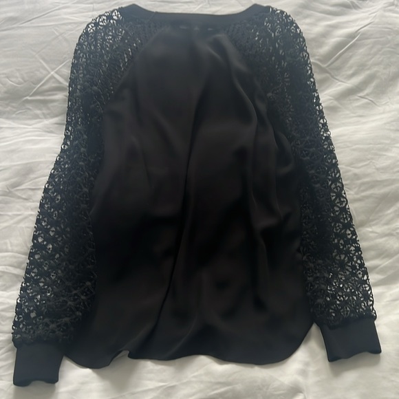 LOFT Black top with with arm detailing - Picture 7 of 8